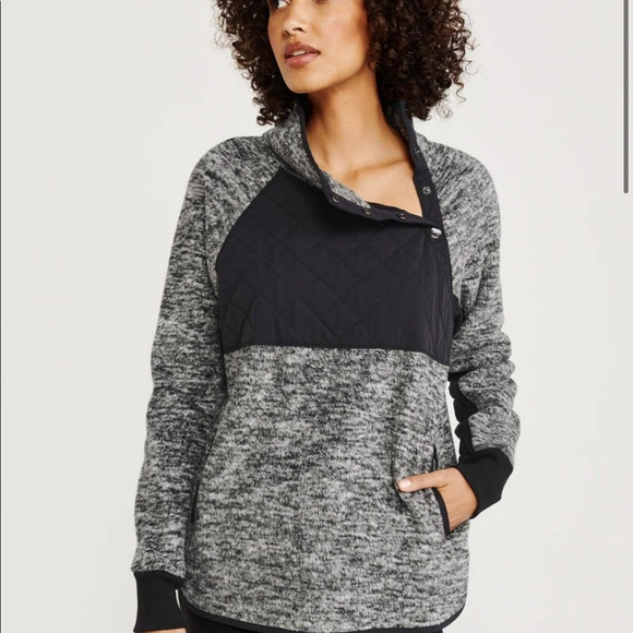 Abercrombie & Fitch Sweaters - Abercrombie & Fitch Asymmetrical Snap-Up Fleece